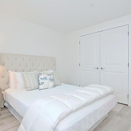 Downtown Plymouth Waterfront Luxury Condos エクステリア 写真